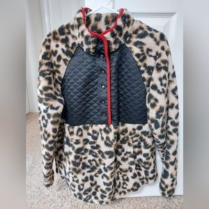 Lg, Leopard Maurice's pullover